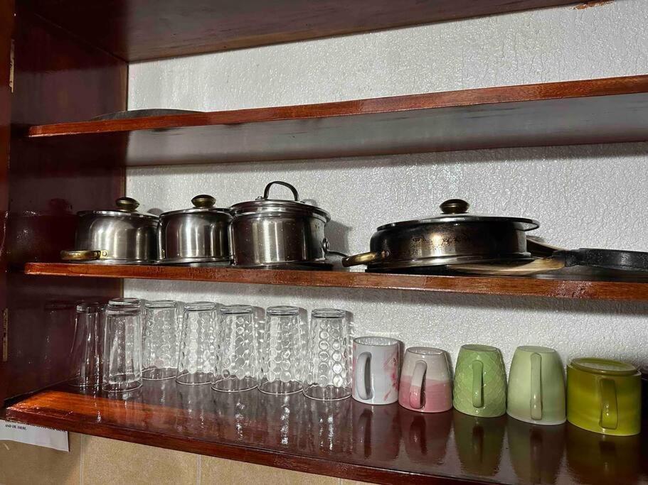 Alona Park Residence - 3 Bedroom Apartment- Alex And Jesa Unit Panglao Bagian luar foto