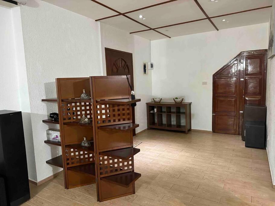 Alona Park Residence - 3 Bedroom Apartment- Alex And Jesa Unit Panglao Bagian luar foto